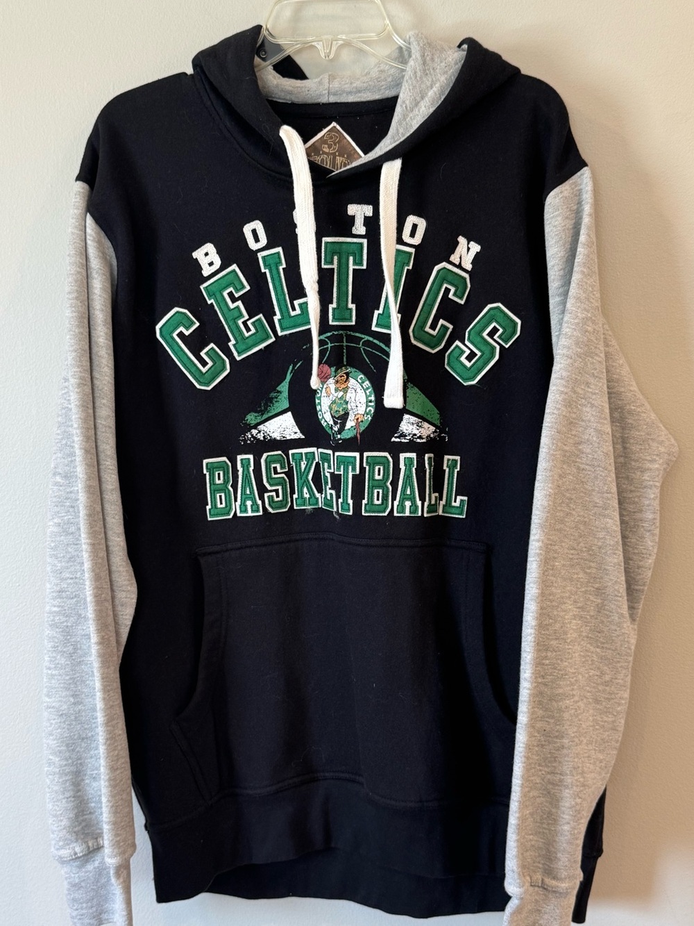 Boston Celtics Hoodie Sweatshirt Mens XL Black Gray NBA Basketball Embroidered
